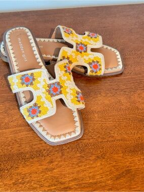Madden Girl Size 9 Hally Crochet Sandals Boho Summer Festival Vacation Beach